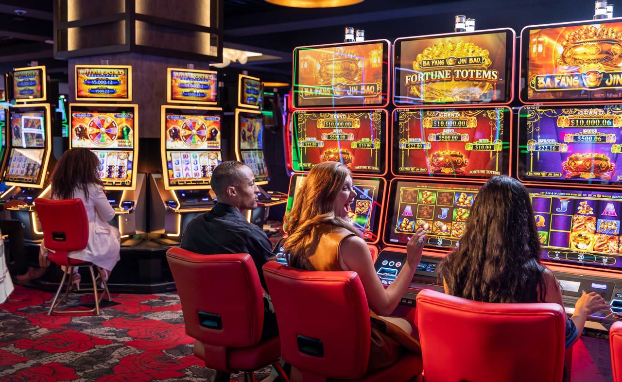 pp777 စလော့ Jackpot Slots ဂိမ်းများ မြင်ကွင်း